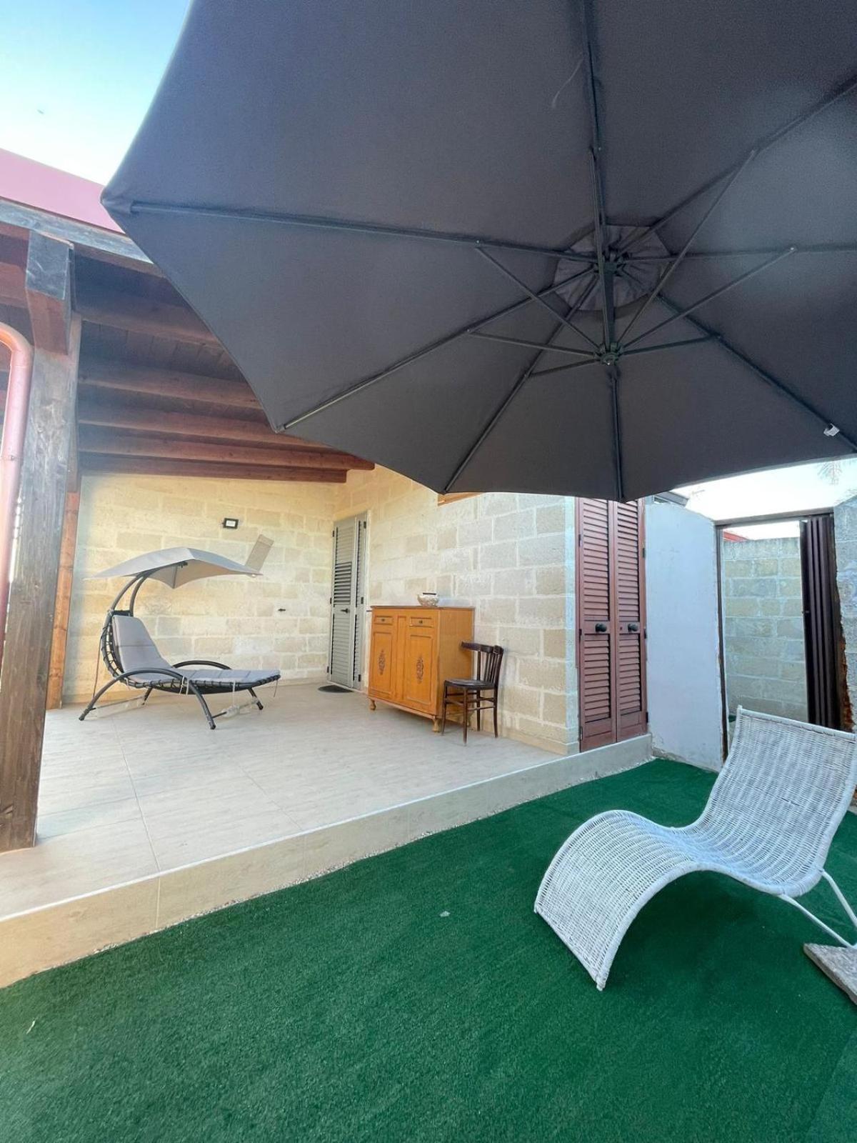 Vila Lu Sole, Lu Mare E Lu Ientu Torre Lapillo Exteriér fotografie