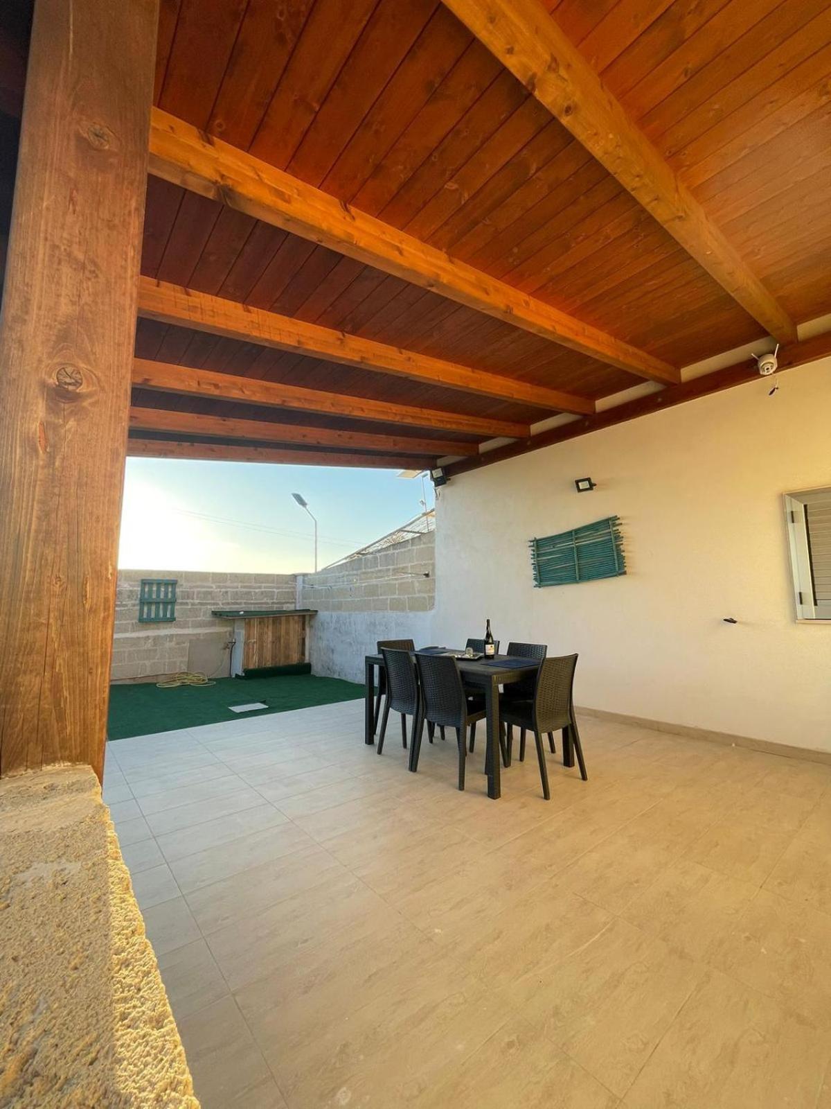 Vila Lu Sole, Lu Mare E Lu Ientu Torre Lapillo Exteriér fotografie